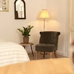 Divilla Lägenhet *